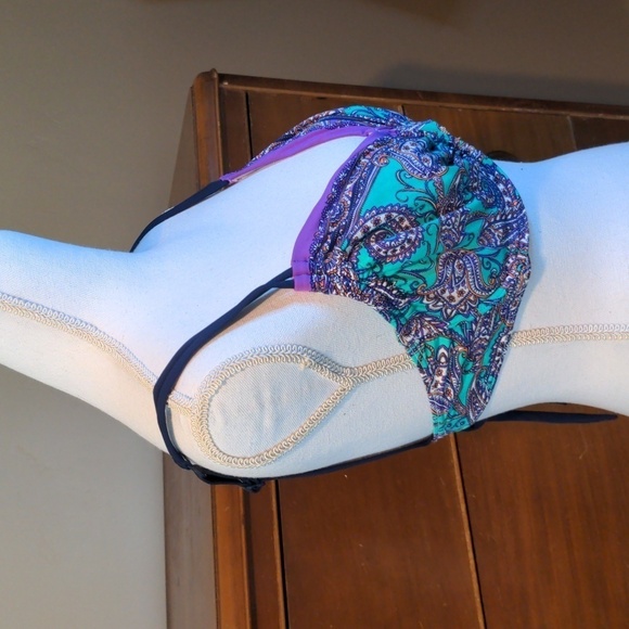 VENUS BOHO Delicate PAISLEY String BIKINI TOP unpadded underwire Sz D2  38B/40A - Picture 3 of 15